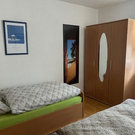 Ferienwohnung Am Wald - Naehe Funpark Zirndorf Exterior foto
